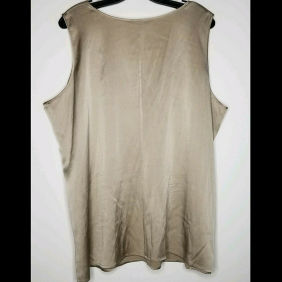 EILEEN FISHER Silk Spandex Stretch Scoop Neck Top - Picture 2 of 4